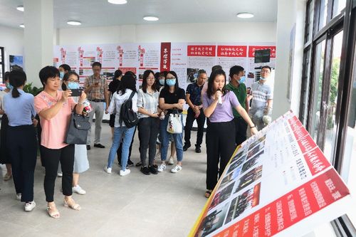 同筑爱心港湾，共建和谐社区——走进东莞万江街道“同志网上家园”